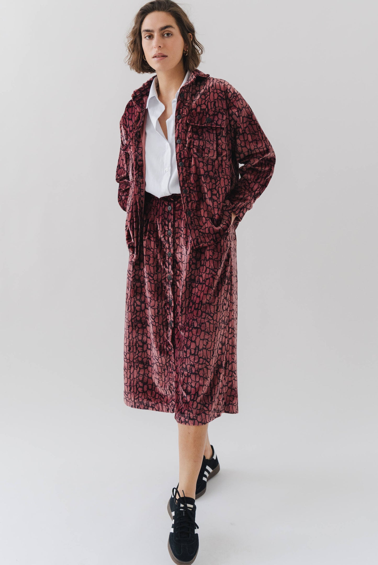 OVERSIZED GARNAT GLOW SHIRT - MOLLIE