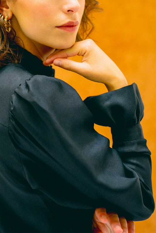 LEITA Paris chemise noir droite manches volontés